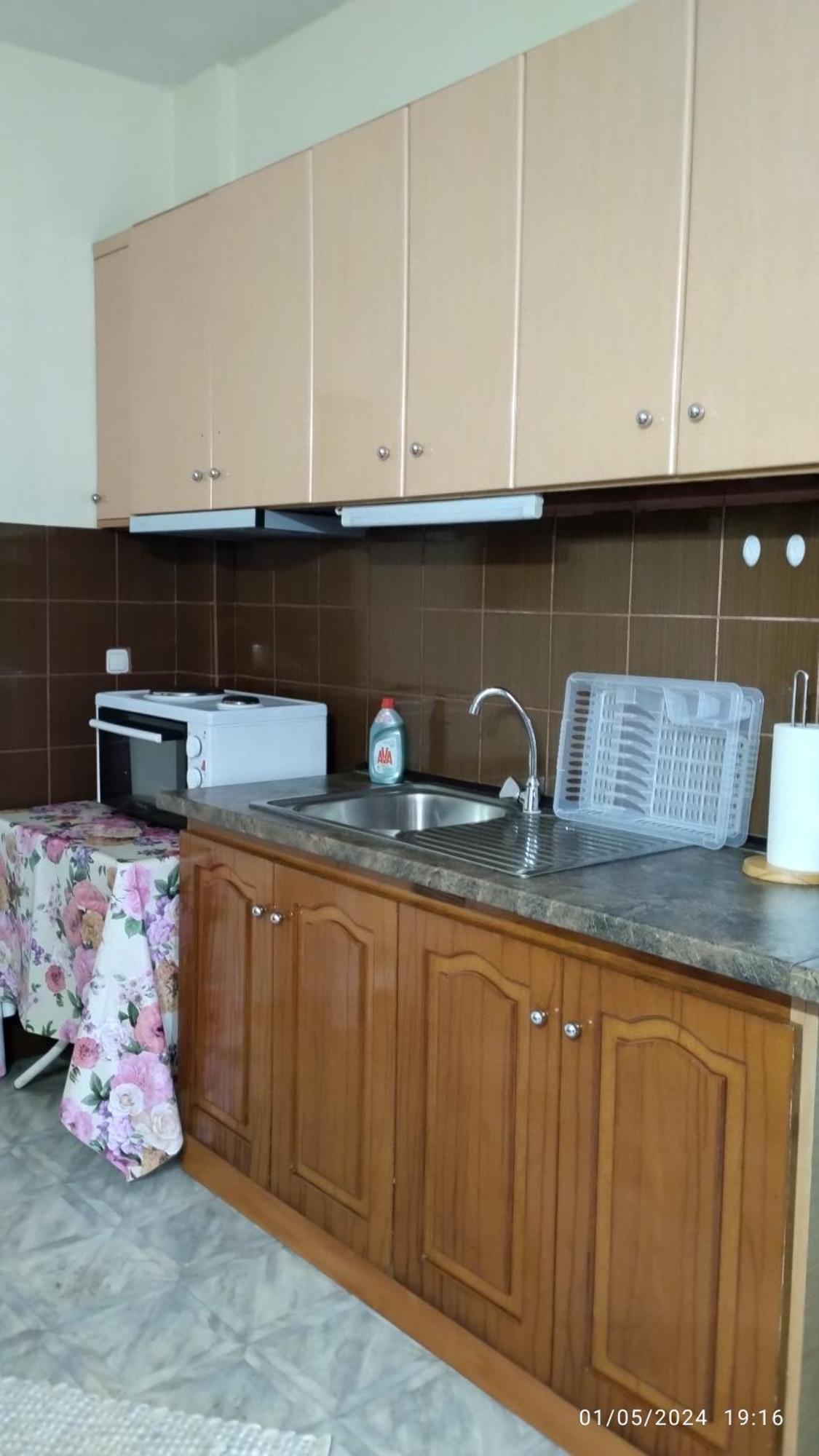 Xaroula Apartments อิเอริสโซส ภายนอก รูปภาพ
